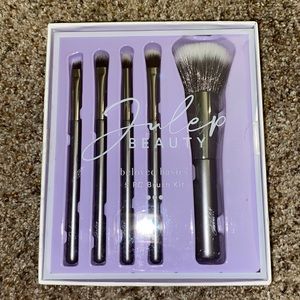🦋NWOT Julep Beauty Beloved Classics 5pc Brush Kit
